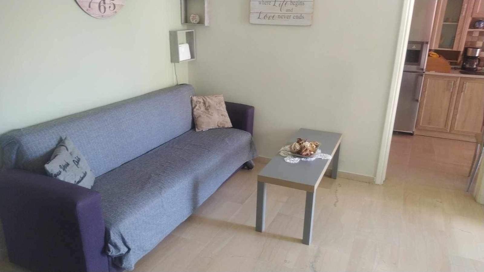 Comfortable Beachfront Apartment Loutraki  Exterior photo