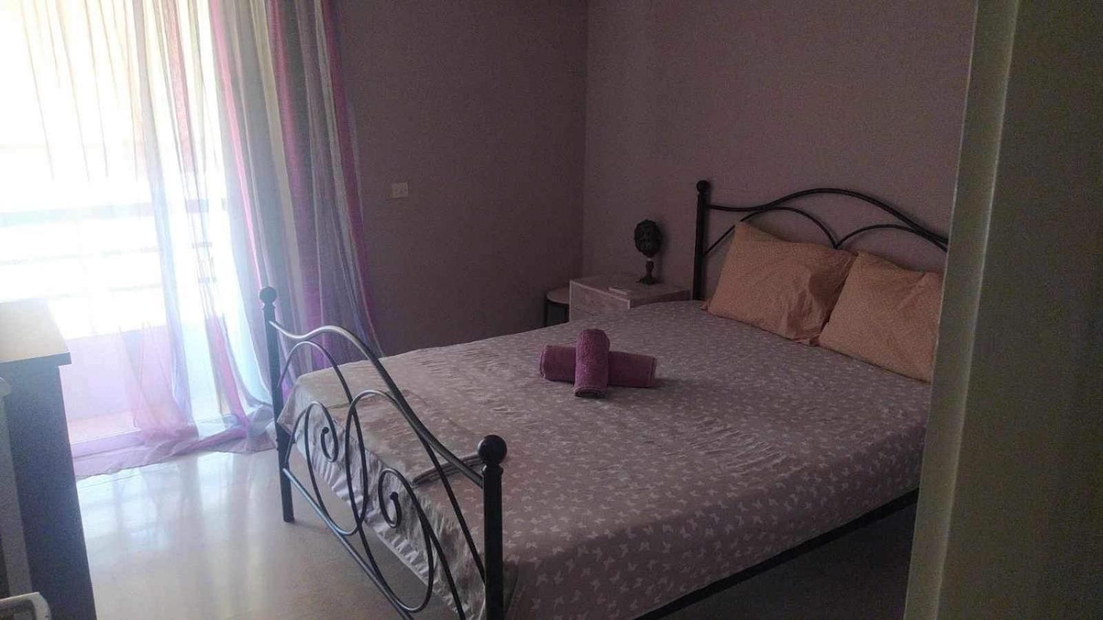Comfortable Beachfront Apartment Loutraki  Exterior photo